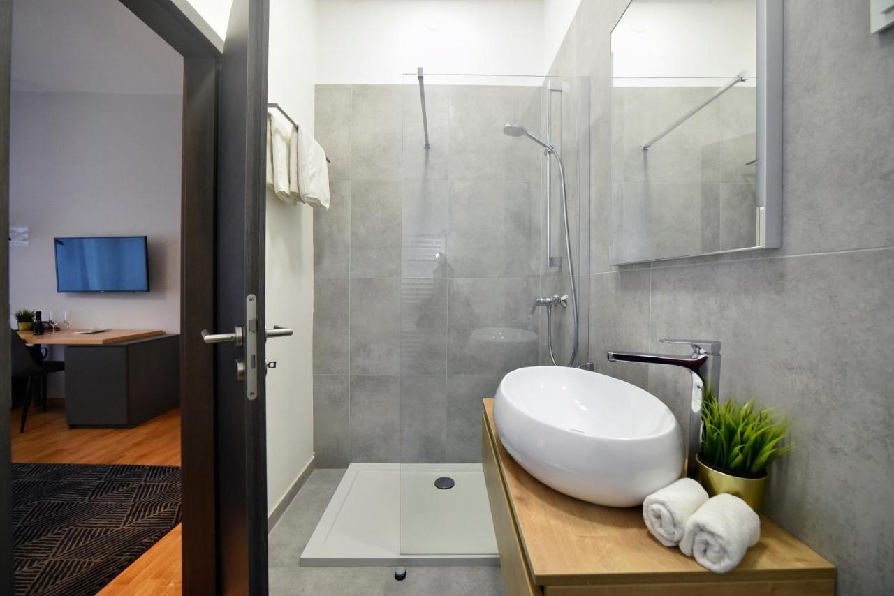 Zrinski Premium Suites & Rooms Zagreb Exterior foto